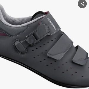 NEW 𝅺shimano Women EU 40 US 7.8 Gray Cycling Shoes SH-RP301W